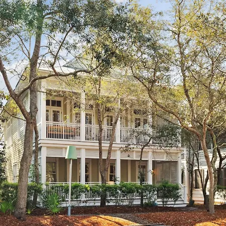 Beautiful Watercolor Home Across From Cerulean Park 5Br 4,5Bth Carriage House Home